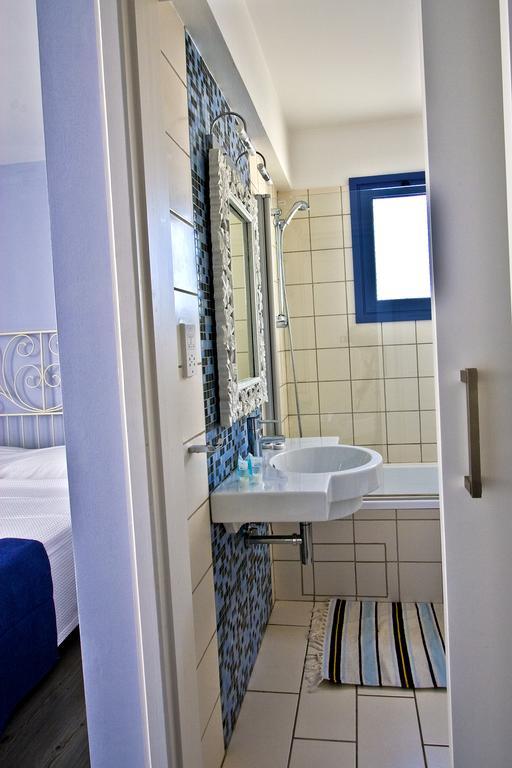 Meltemi Villas Pafos Oda fotoğraf