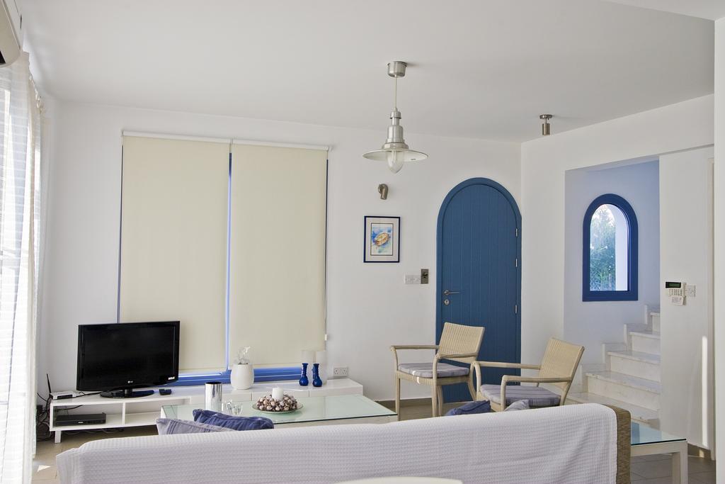 Meltemi Villas Pafos Oda fotoğraf